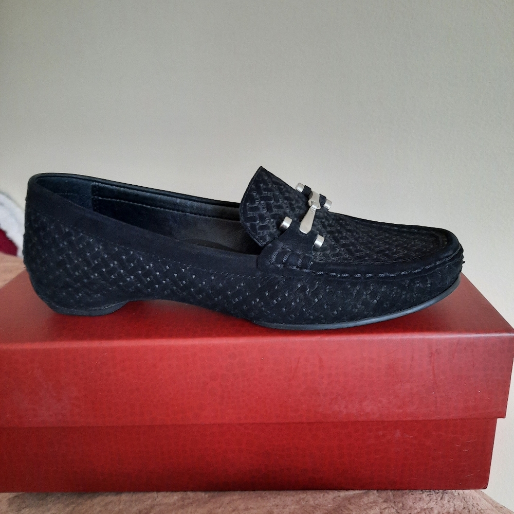 Women suede loafers